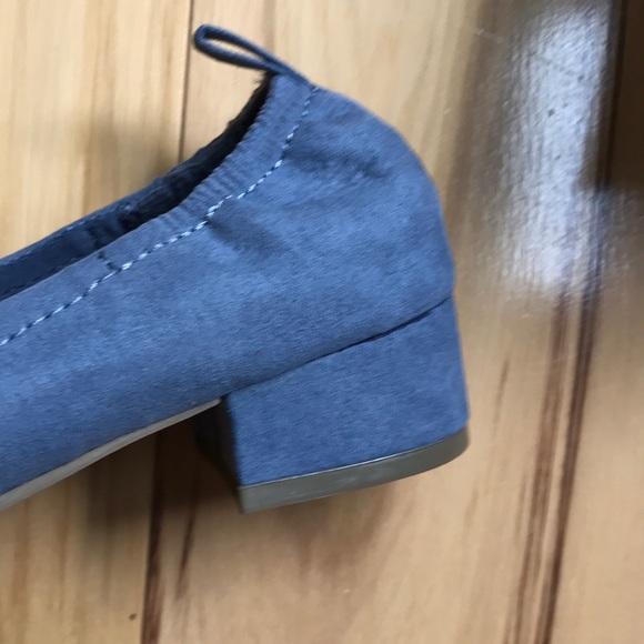 Comfy! 1 inch block heel - Picture 3 of 7